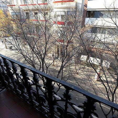 Lenin Hostel Barcelona Zewnętrze zdjęcie