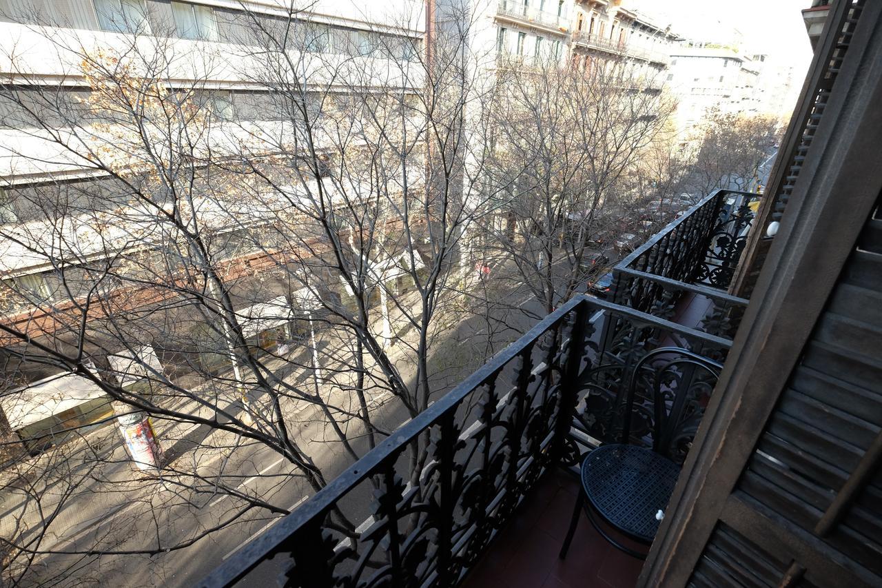 Lenin Hostel Barcelona Zewnętrze zdjęcie