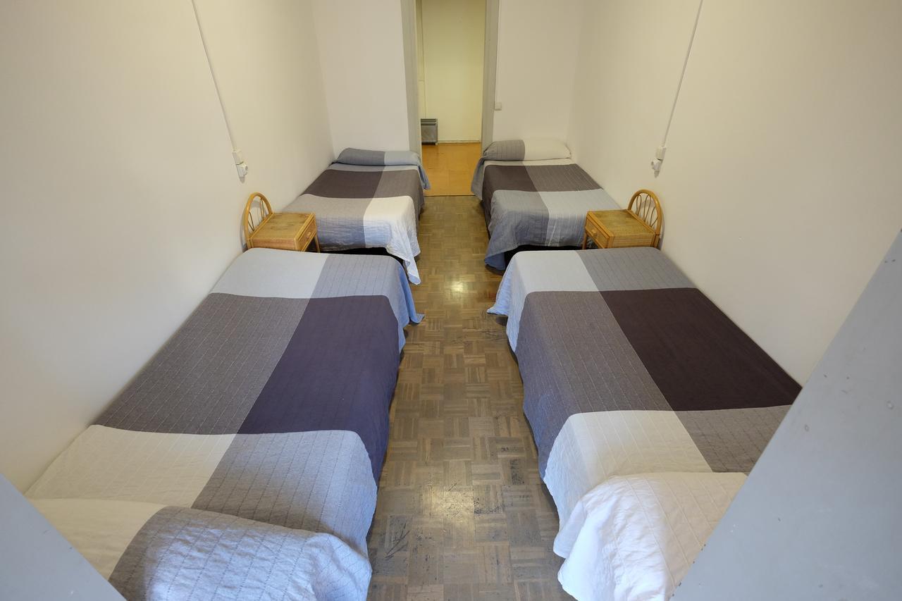 Lenin Hostel Barcelona Zewnętrze zdjęcie