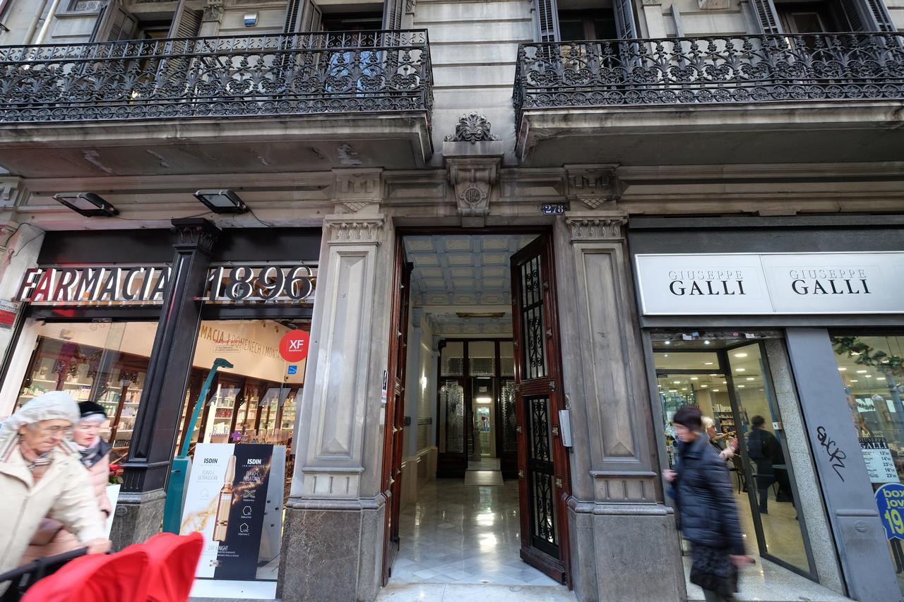 Lenin Hostel Barcelona Zewnętrze zdjęcie