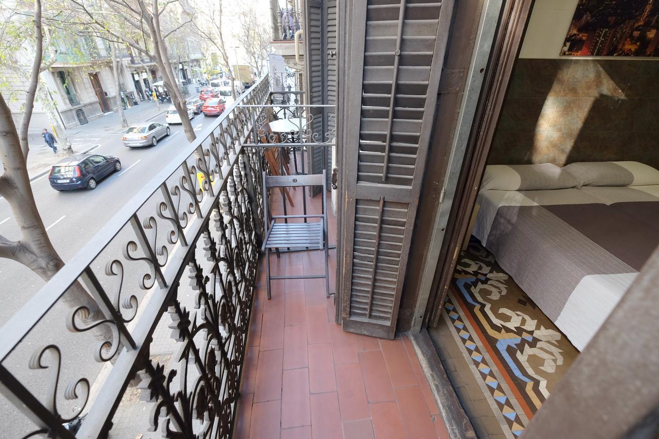 Lenin Hostel Barcelona Zewnętrze zdjęcie