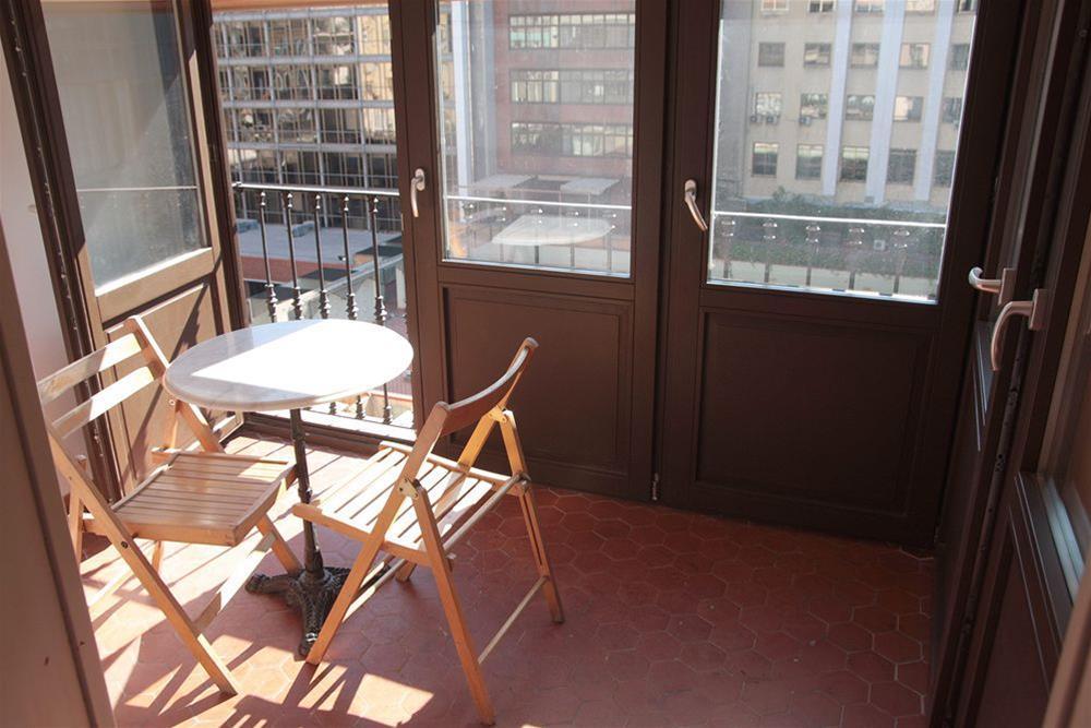 Lenin Hostel Barcelona Zewnętrze zdjęcie